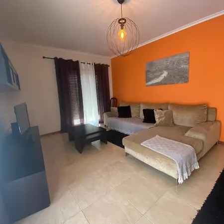 Apartamento Pe Na Areia Nazaré